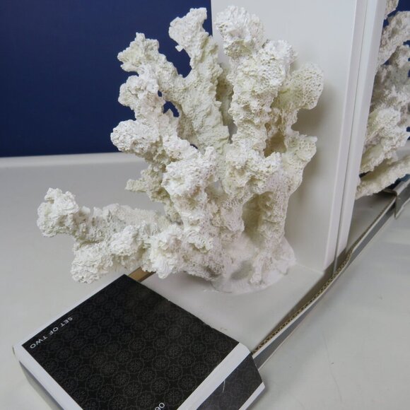 White Faux Coral Bookends from Target 2012 Nautical, lots of texture - Picture 4 of 12